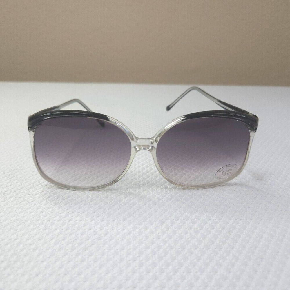 VINTAGE 70s Womens Oversized Sunglasses Smokey Gray Lens New Old Stock